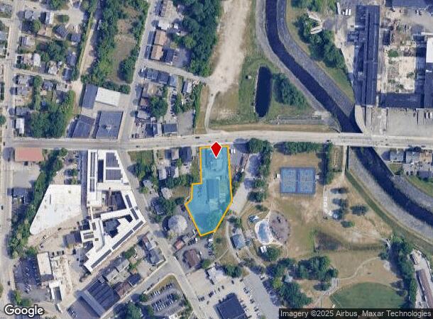  165 E School St, Woonsocket, RI Parcel Map