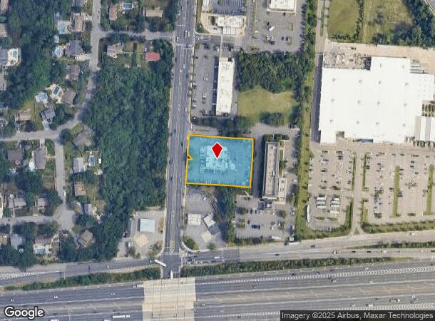 690 Commack Rd, Commack, NY Parcel Map
