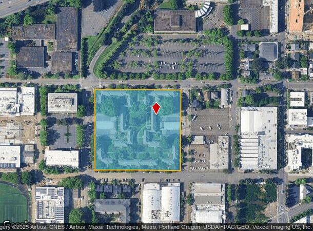  1760 Ne Irving St, Portland, OR Parcel Map