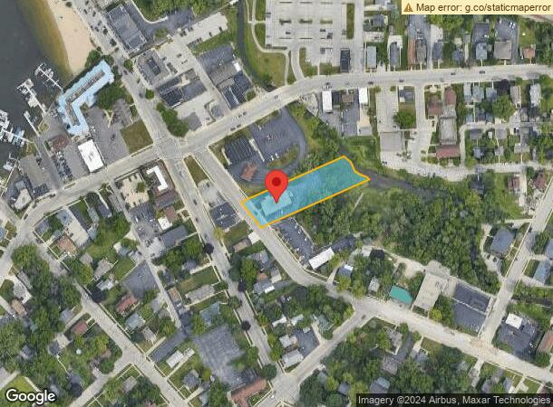  131 E Wisconsin Ave, Pewaukee, WI Parcel Map