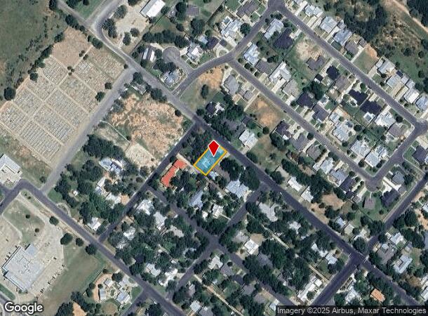  907 W Travis St, Fredericksburg, TX Parcel Map