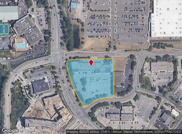 8240 Commonwealth Dr, Eden Prairie, MN Parcel Map