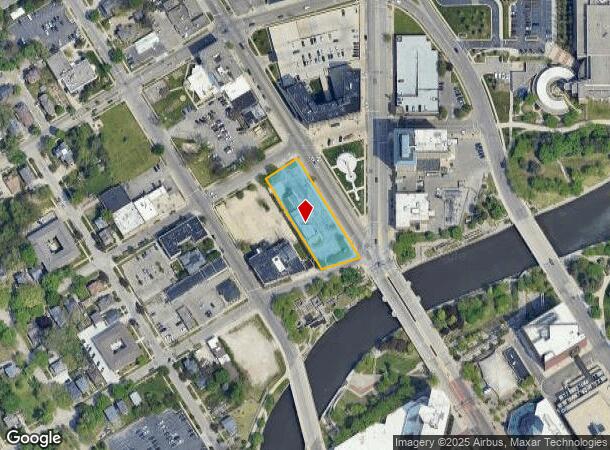  401 M L King Ave, Flint, MI Parcel Map