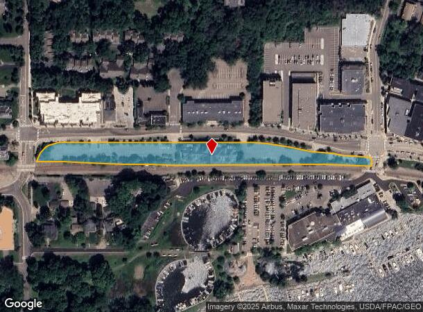 200 Lake St E, Wayzata, MN Parcel Map