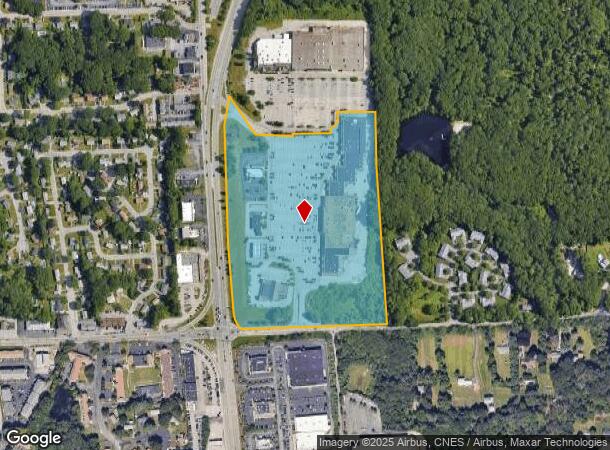 300 Quaker Ln, Warwick, RI Parcel Map