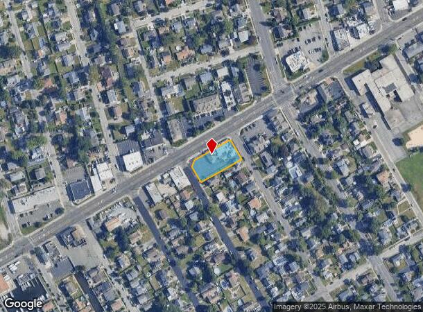 395 W Montauk Hwy, Lindenhurst, NY Parcel Map