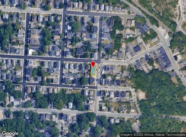  97 Roberts St, Woonsocket, RI Parcel Map