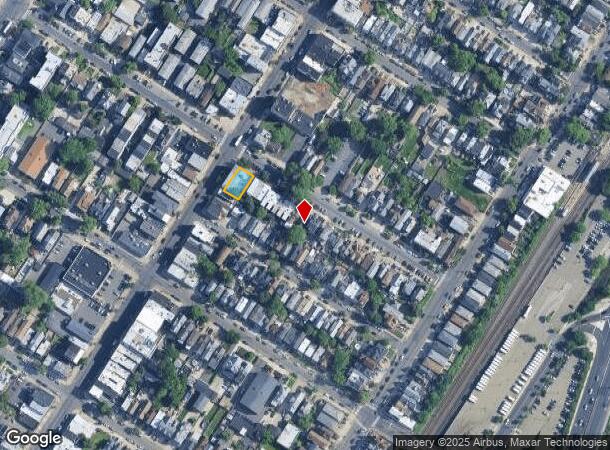 24 E 33Rd St, Bayonne, NJ Parcel Map