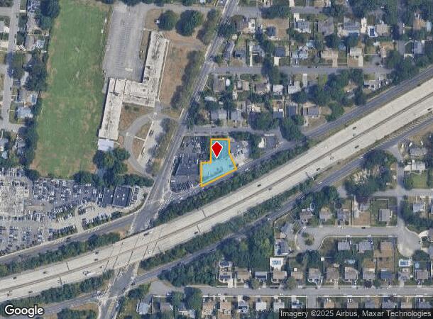 319 Sunrise Hwy, West Islip, NY 11795 - Property Record | LoopNet