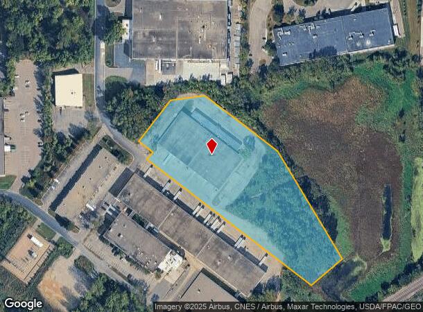 124 Columbia Ct, Chaska, MN Parcel Map