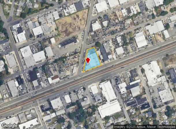 590 W Hoffman Ave, Lindenhurst, NY Parcel Map