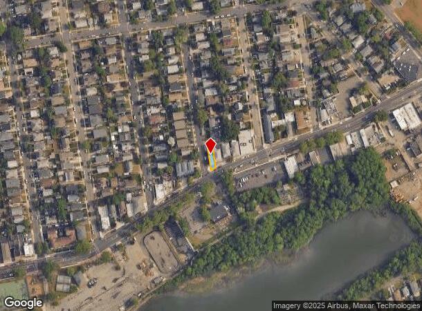 77 Manorhaven Blvd, Port Washington, NY Parcel Map