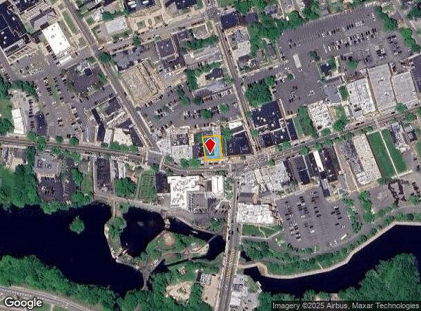  34 W Main Rd, Riverhead, NY Parcel Map