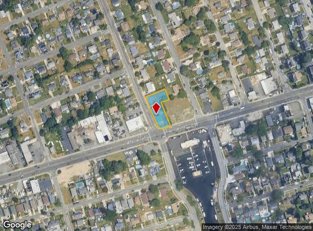 730 W Montauk Hwy, Lindenhurst, NY Parcel Map