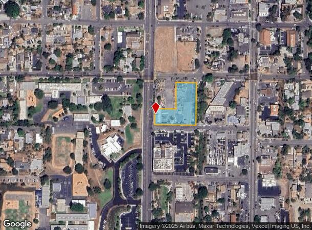  202 W College St, Fallbrook, CA Parcel Map