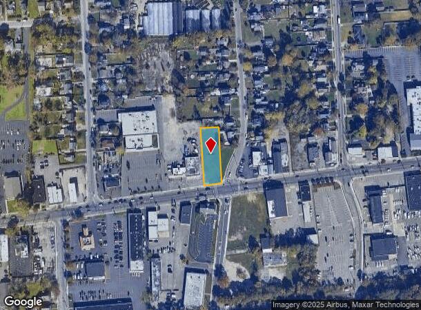 393 E Main St, Patchogue, NY Parcel Map