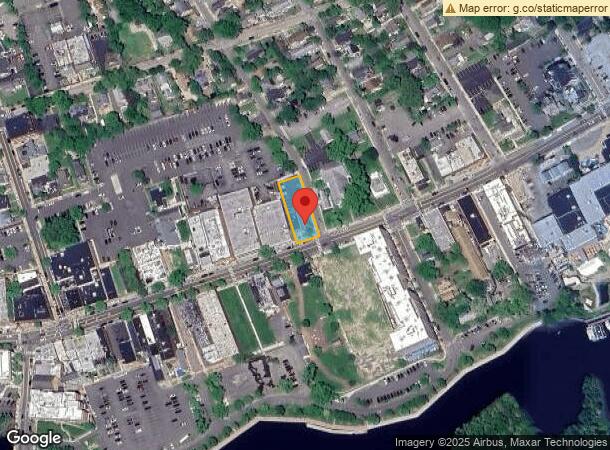  140 E Main St, Riverhead, NY Parcel Map