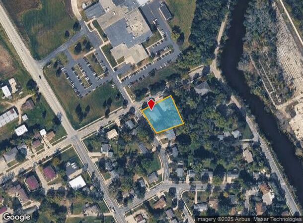2037 Woodlawn Ave, West Bend, WI Parcel Map