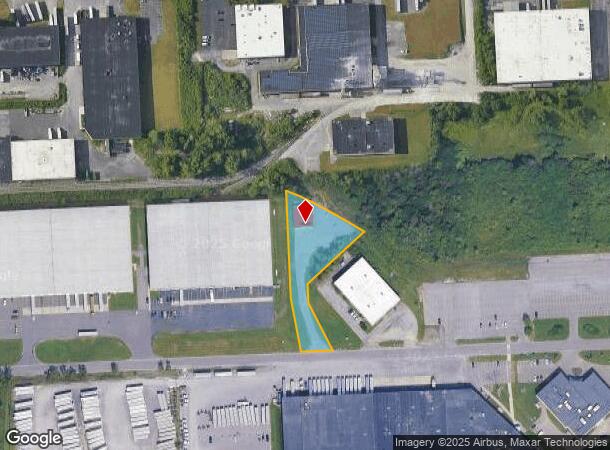 4604 Crossroads Park Dr, Liverpool, NY Parcel Map