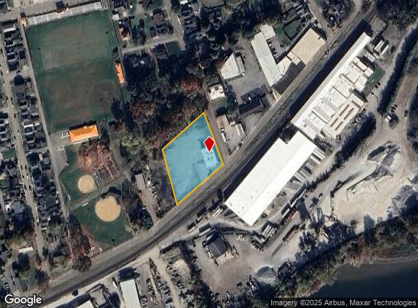  911 Railroad St, Springdale, PA Parcel Map