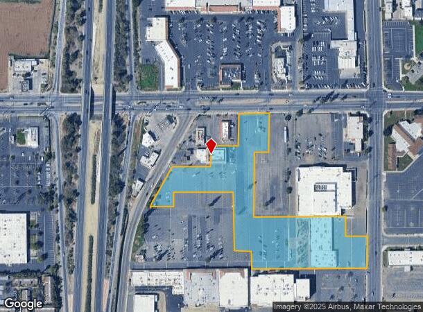  897 W Henderson Ave, Porterville, CA Parcel Map