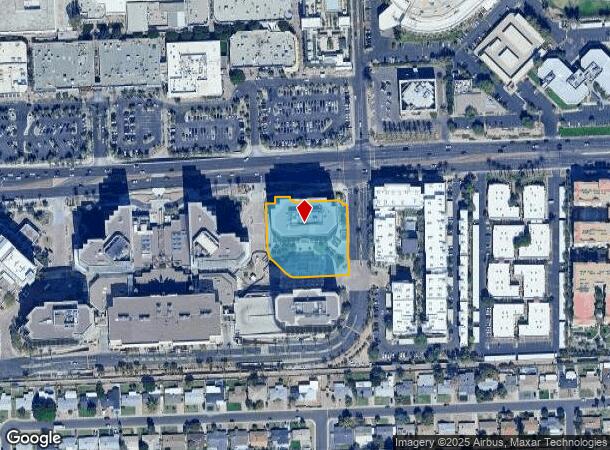 2555 E Camelback Rd, Phoenix, AZ Parcel Map