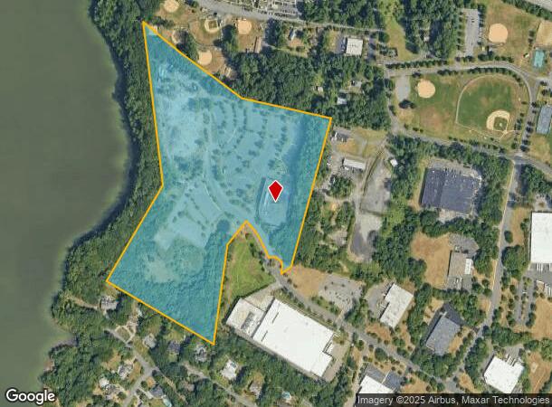  2000 Corporate Dr, Orangeburg, NY Parcel Map