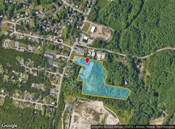  590 Fish Rd, Tiverton, RI Parcel Map