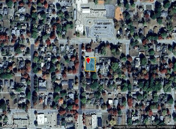  303 N 6Th St, Hiawatha, KS Parcel Map