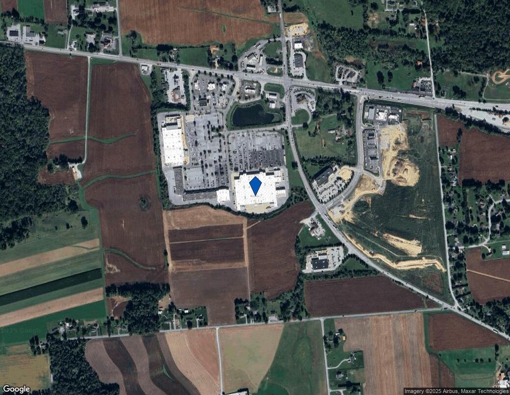 100 Commons Dr, Parkesburg, PA, 19365 Retail Space For Lease