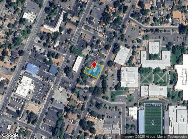 816 Ne 8Th St, Grants Pass, OR Parcel Map