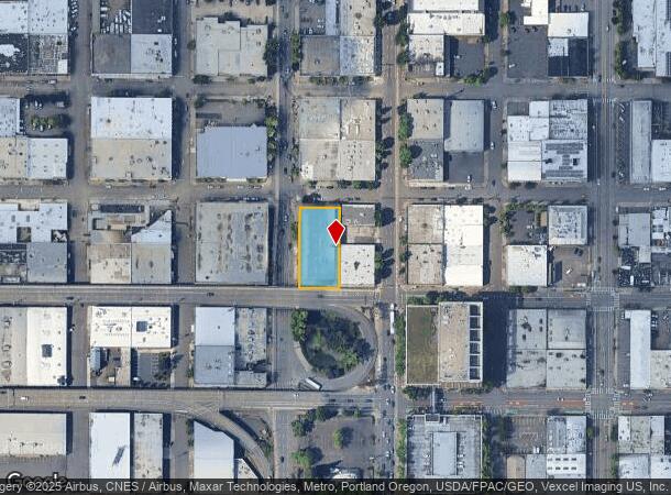  1302 Se M L King Blvd, Portland, OR Parcel Map