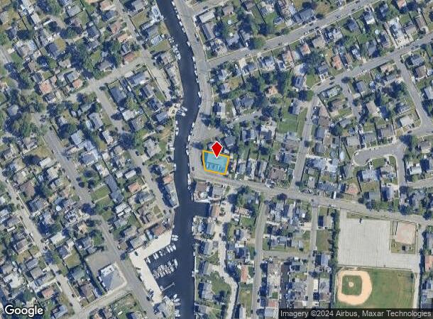  100 Shore Rd, Greenport, NY Parcel Map