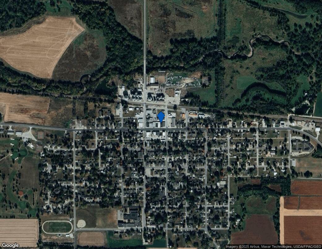 910 Parriott St, Aplington, IA, 50604 Office Property For Sale