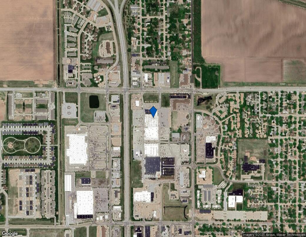 2300 N Webb Rd Grand Island Ne 68803 Retail Space For Lease