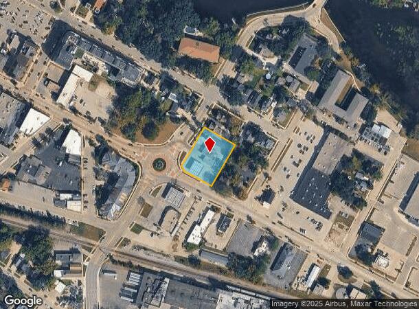 402 E Wisconsin Ave, Oconomowoc, WI Parcel Map