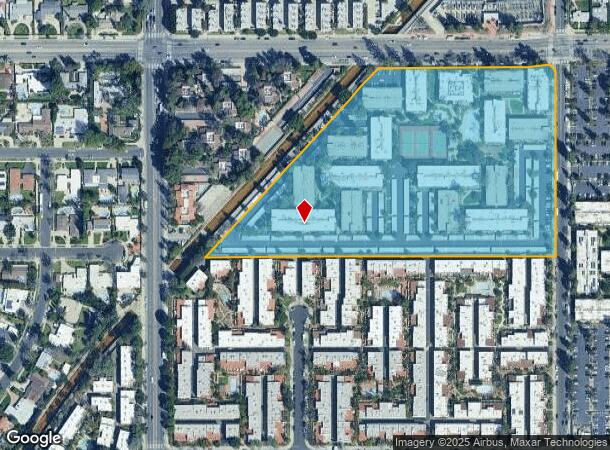  22222 Victory Blvd, Woodland Hills, CA Parcel Map