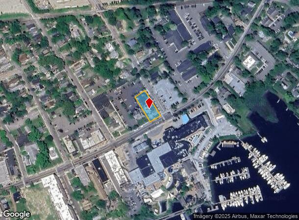 428 E Main St, Riverhead, NY Parcel Map