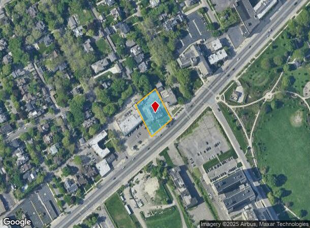 8445 E Jefferson Ave, Detroit, MI Parcel Map