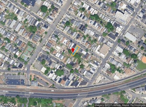 28 W 10Th St, Bayonne, NJ Parcel Map