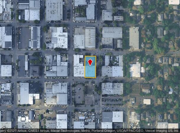  1033 Se Main St, Portland, OR Parcel Map