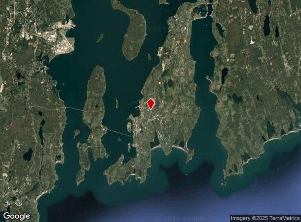  858 W Main Rd, Portsmouth, RI Parcel Map