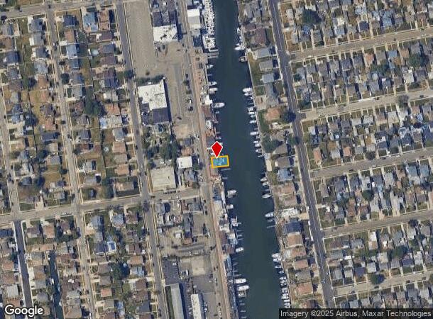 239 Woodcleft Ave, Freeport, NY Parcel Map
