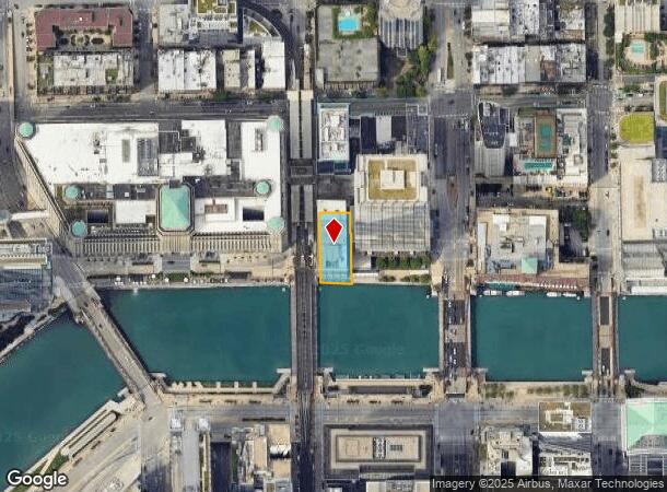 325 N Wells St, Chicago, IL Parcel Map