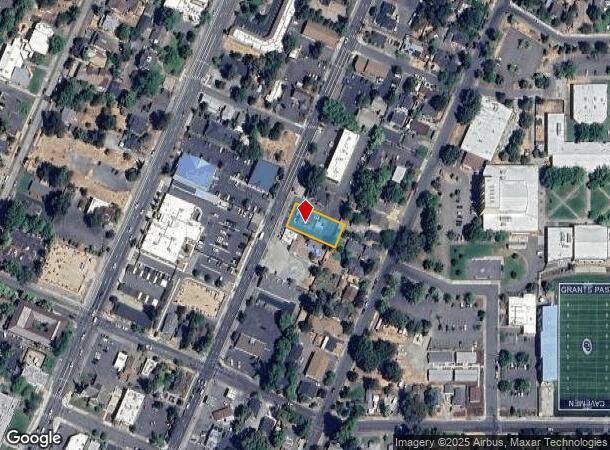  745 Ne 7Th St, Grants Pass, OR Parcel Map