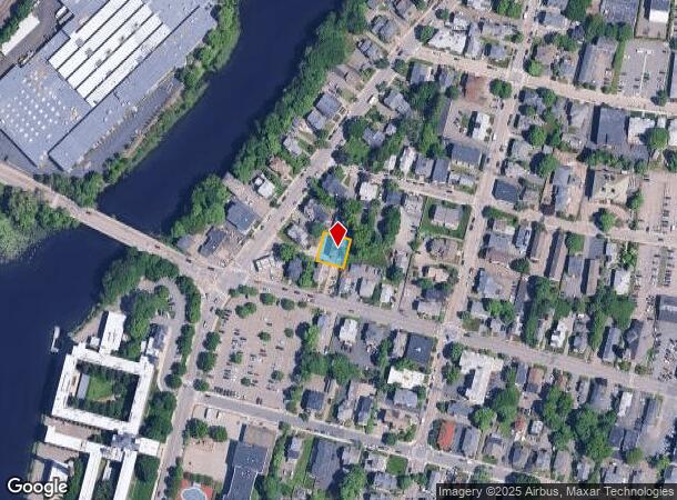  18 Maple St, Waltham, MA Parcel Map