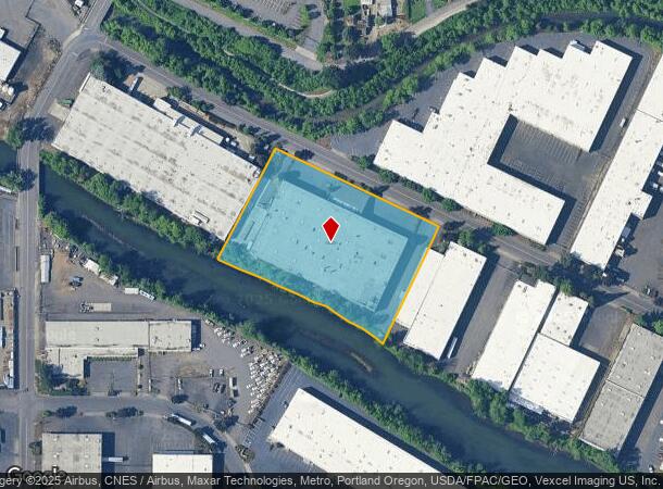 2424 Ne Riverside Way, Portland, OR Parcel Map