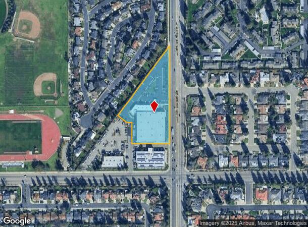  8555 N Cedar Ave, Fresno, CA Parcel Map