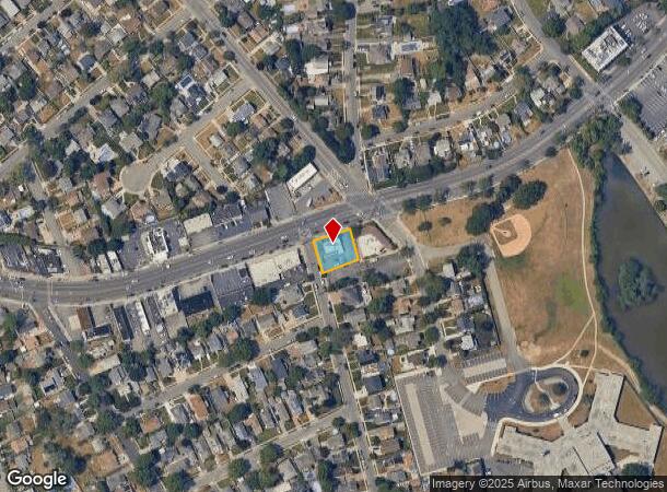 135 Merrick Rd, Lynbrook, NY Parcel Map