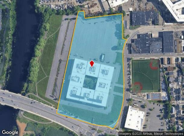  135 Santilli Hwy, Everett, MA Parcel Map
